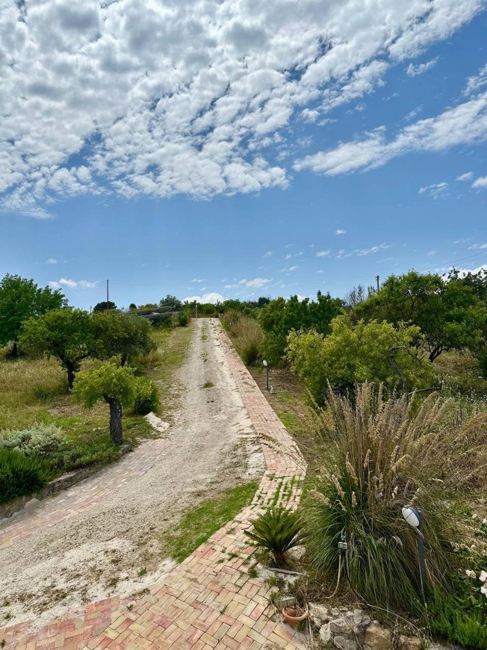 ホテル Roba Albanisi Aragona エクステリア 写真
